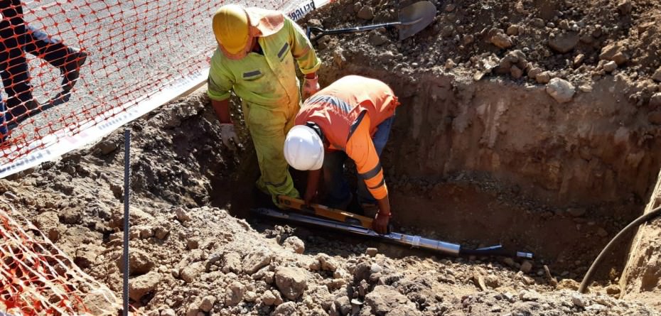 Arranques domiciliario de agua potable, Tecnología sin Zanja, Gruncomat 75